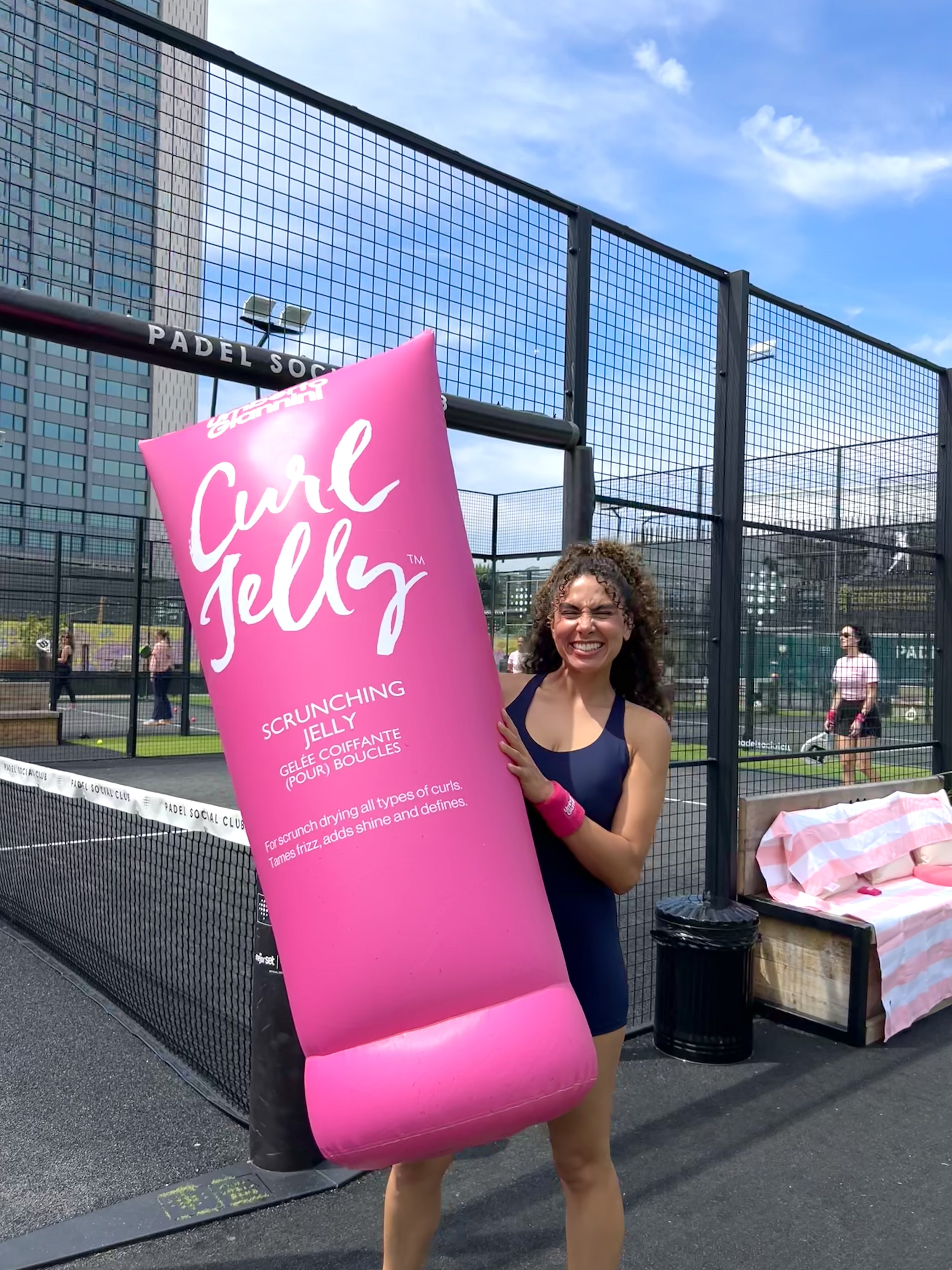 Umberto Giannini Scrunch Bounce Curls Event